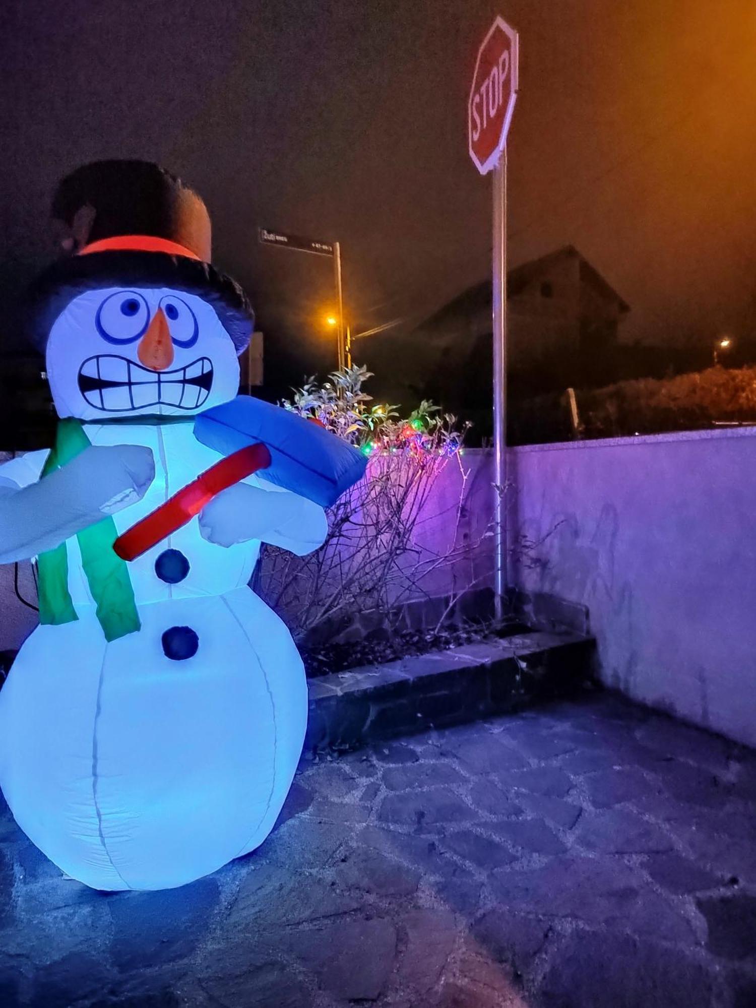 Zagreb, Jezz * Zagreb